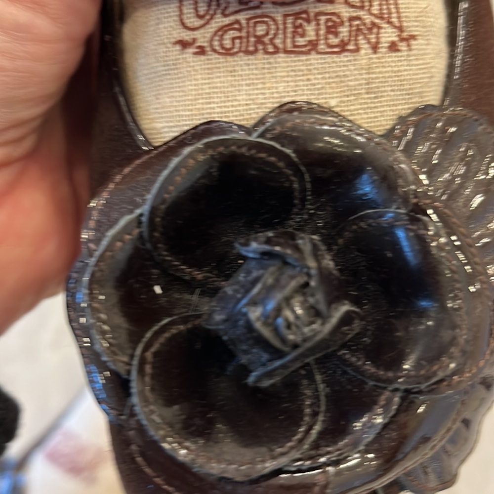 Taryn Rose Brown size 8 ballet flats - Picture 4 of 7